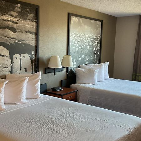 Super 8 By Wyndham Colorado Springs Airport Motel Luaran gambar