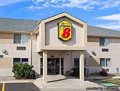 Super 8 By Wyndham Colorado Springs Airport Motel Luaran gambar