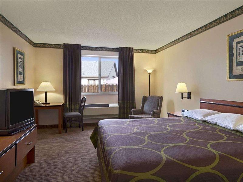 Super 8 By Wyndham Colorado Springs Airport Motel Luaran gambar