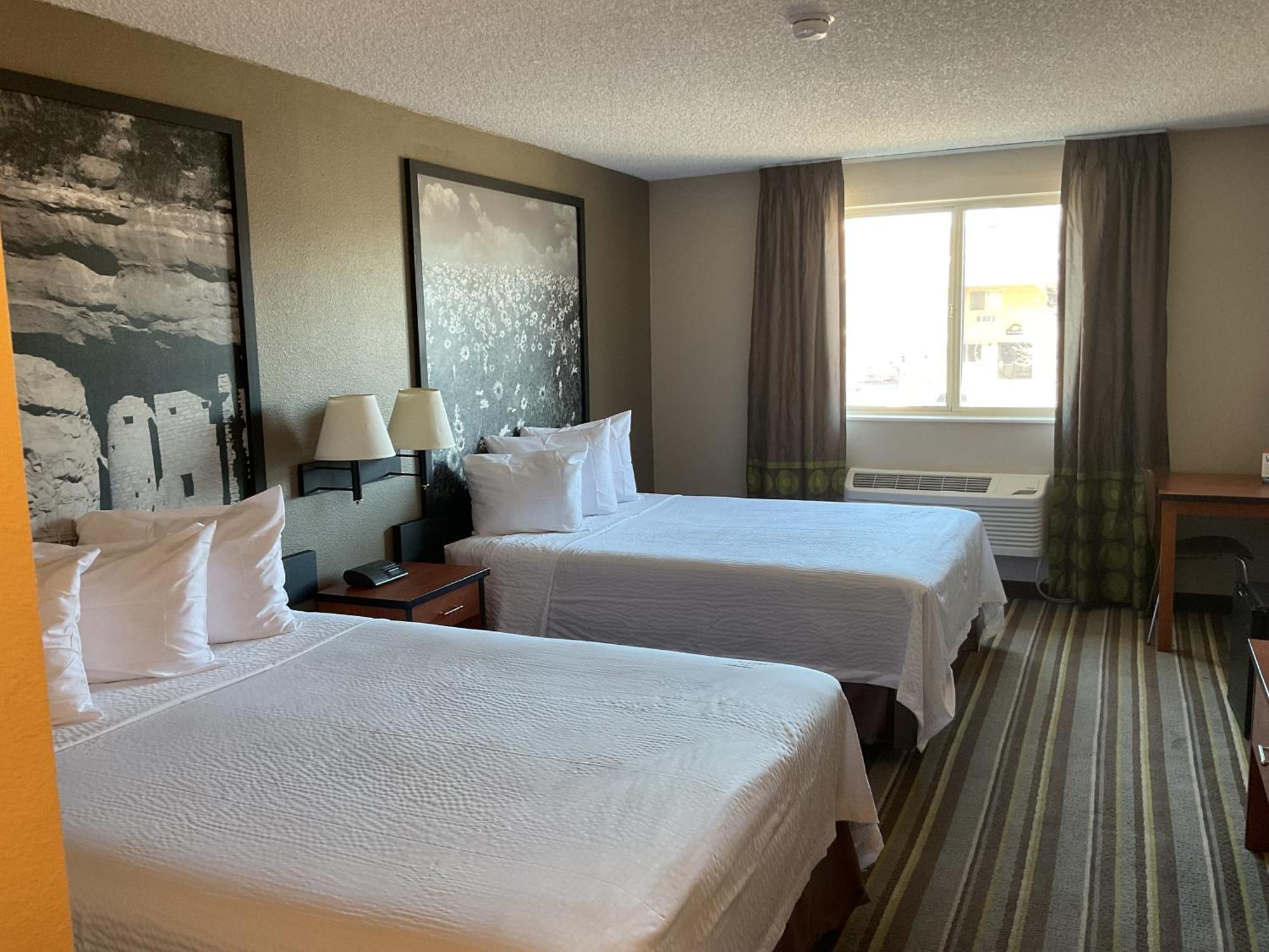 Super 8 By Wyndham Colorado Springs Airport Motel Luaran gambar