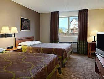 Super 8 By Wyndham Colorado Springs Airport Motel Luaran gambar